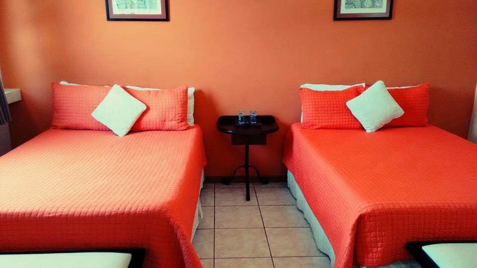 Hotel Casa Blanca Inn Guatemala City Exterior photo